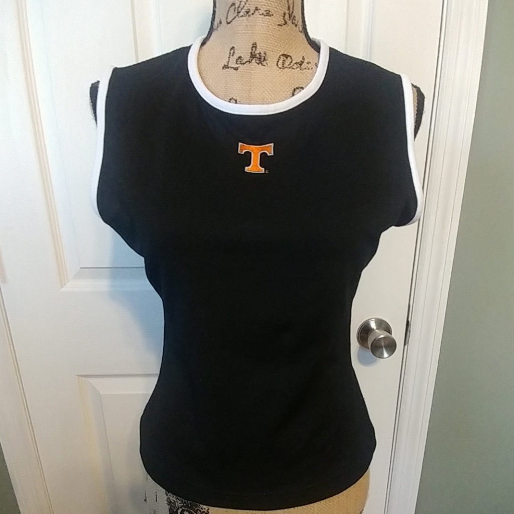 Antigua Women's Sport Tennessee Vols Shirt